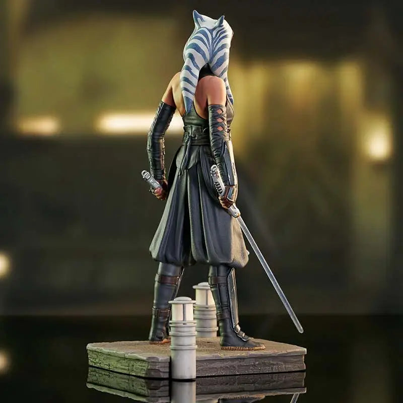W MANDALORIAN S2 AHSOKA Estatua