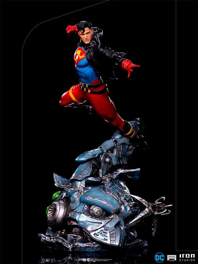 SUPERBOY DELUXE 1/10 ART STATUE Frikytopia