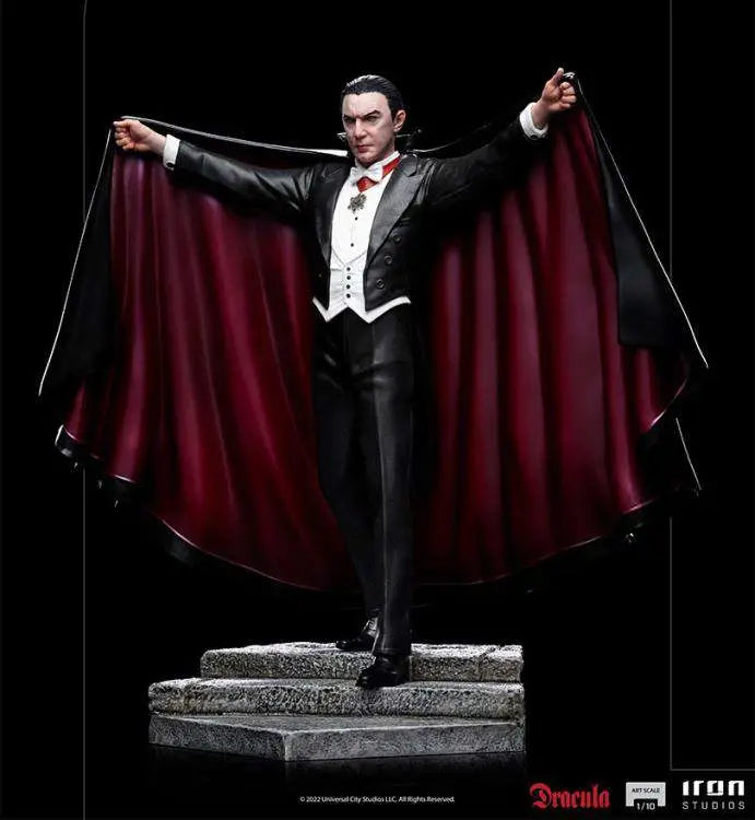 UNIVERSAL MONSTERS DRACULA 1/10 Estatua