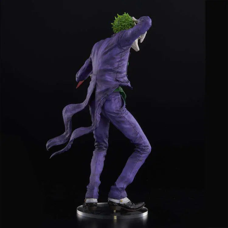 SOFBINAL JOKER LAUGHING PURPLE. Estatua
