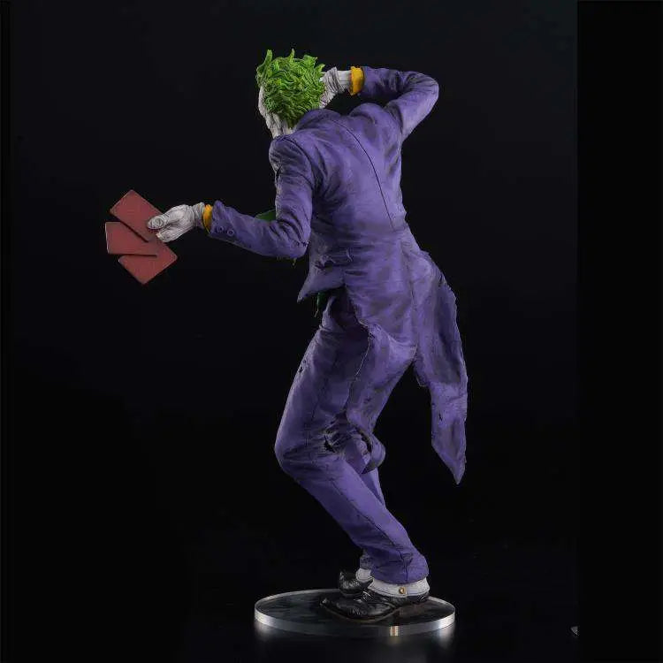 SOFBINAL JOKER LAUGHING PURPLE. Estatua