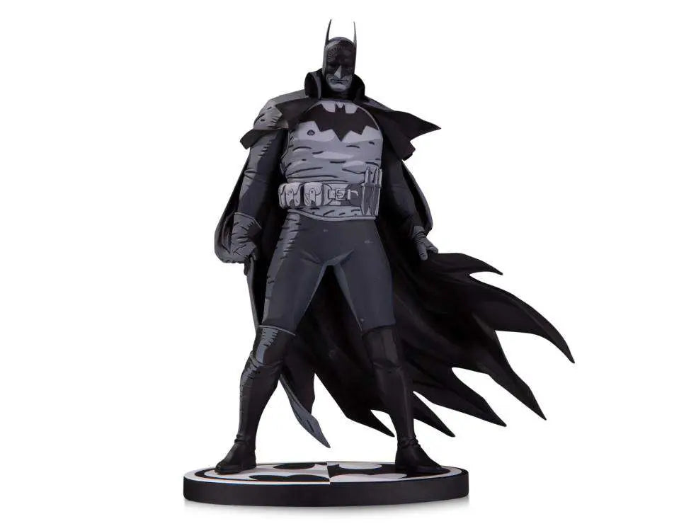 BATMAN B&W BATMAN BY MIKE MIGNOLA Frikytopia