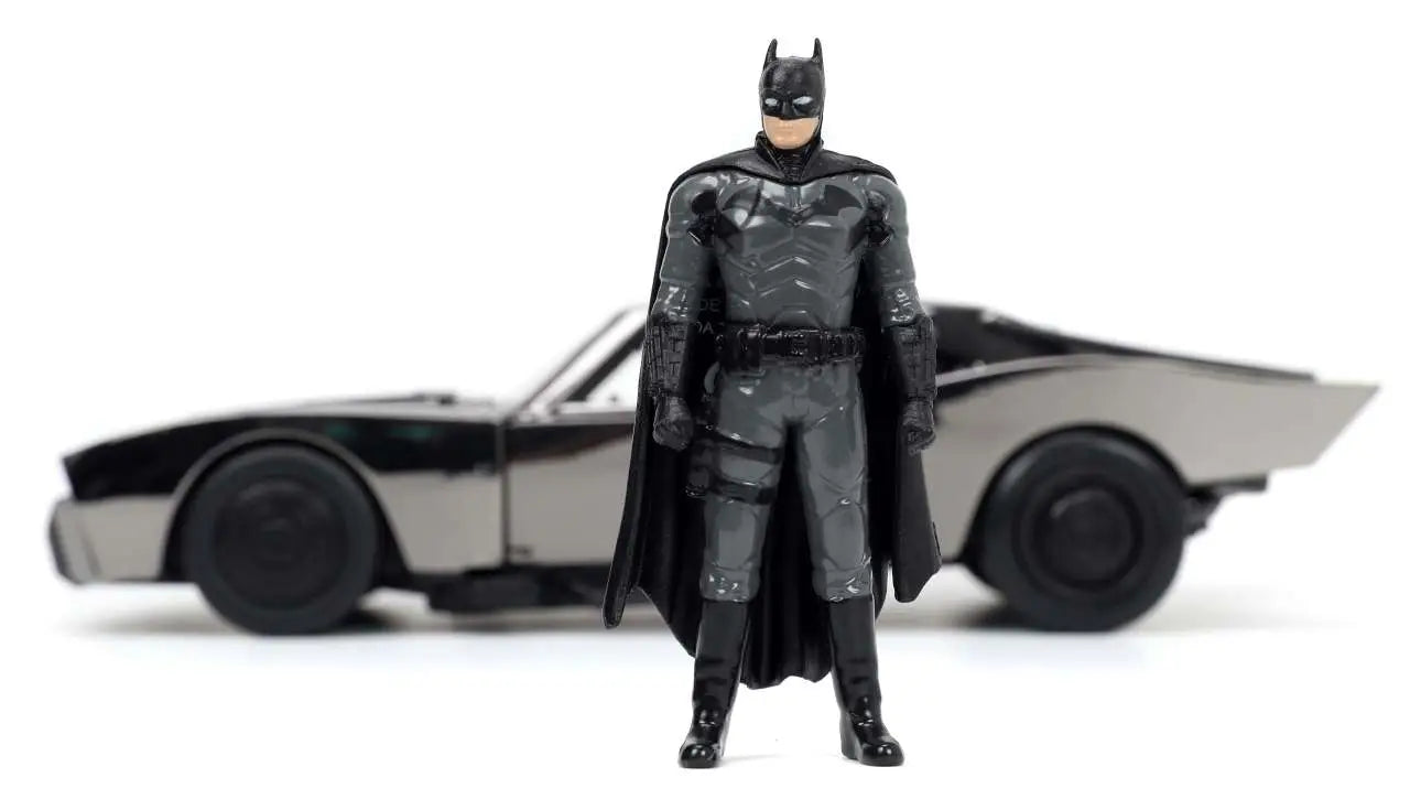 BATMAN 2022 BATMOBILE & BATMAN 1/24 DIE-CAST MODEL SAN DIEGO COMICON VARIANT LIMITED EDITIOM