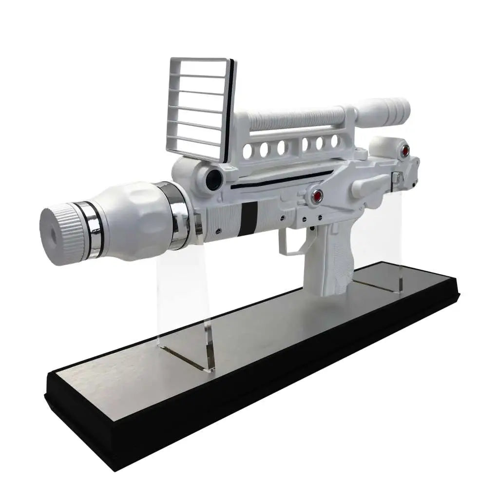 007 MOONRAKER LTD ED PROP Réplica