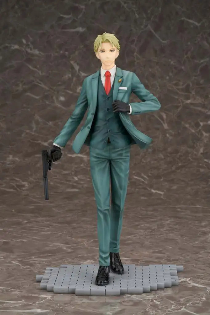 SPY X FAMILY LOID FORGER 1/7 SCALE FIG Frikytopia