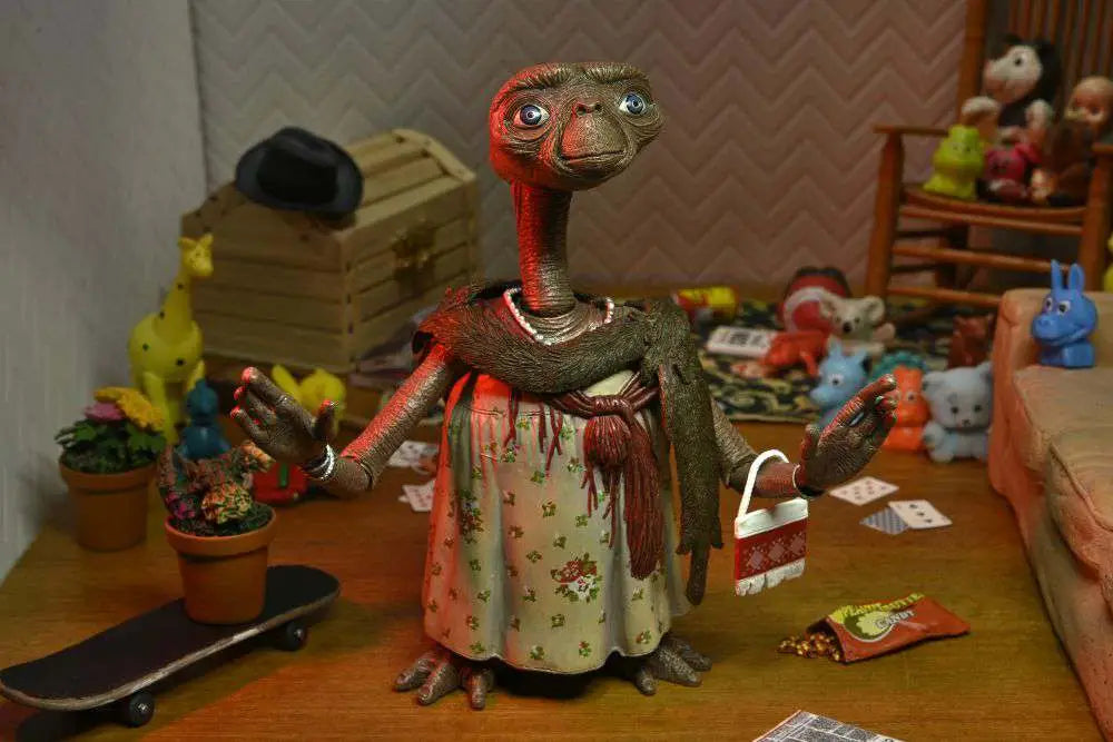 Figura neca e t el extraterrestre ultimate dress up e t 40 aniversario