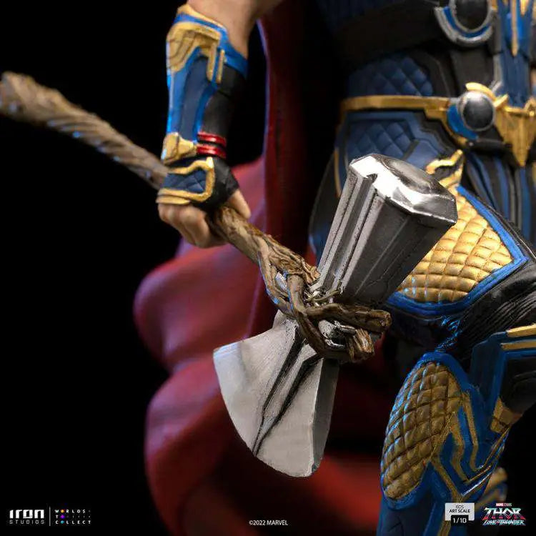 THOR LOVE AND THUNDER  THOR 1/10 Estatua