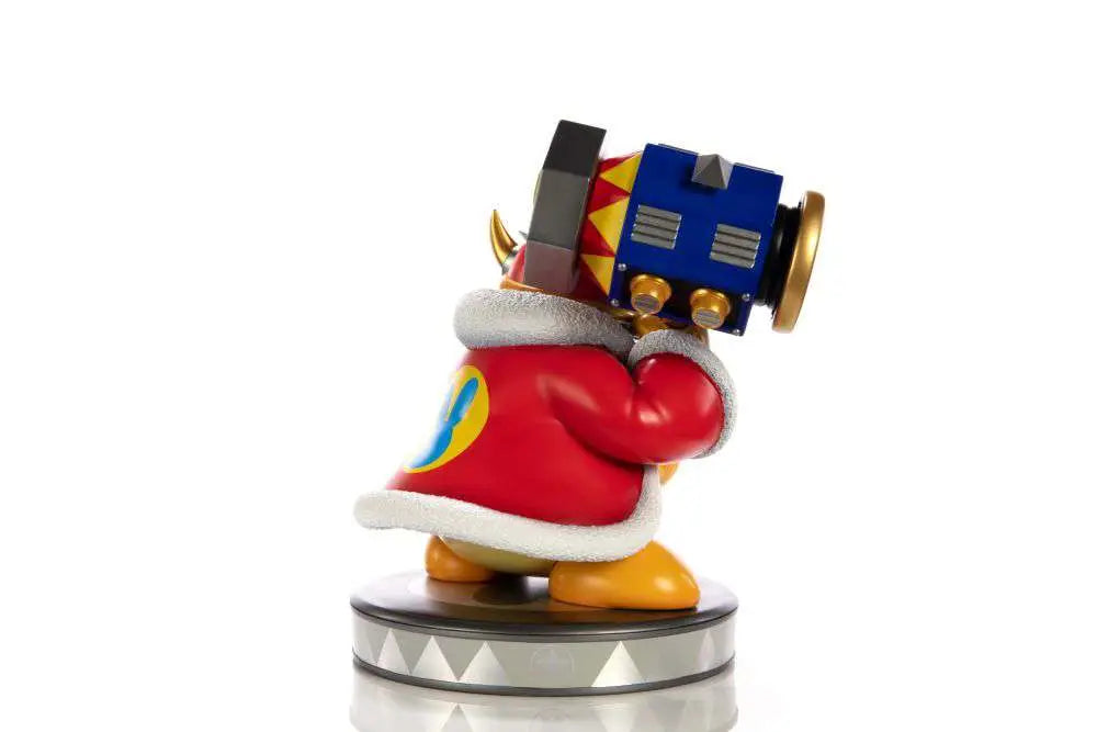 KIRBY MASKED DEDEDE RESIN Estatua