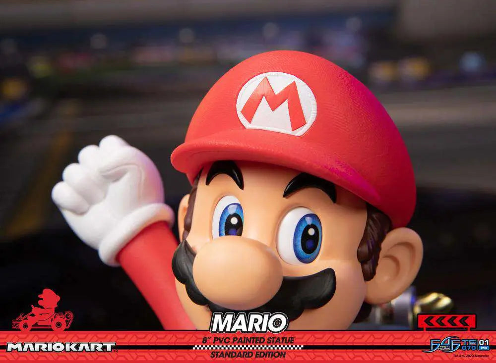 MARIO KART MARIO PVC PAINTED Estatua