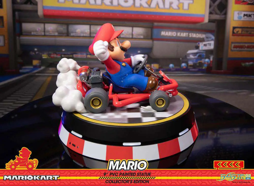 MARIO KART MARIO PVC PAINT DELUXE Estatua