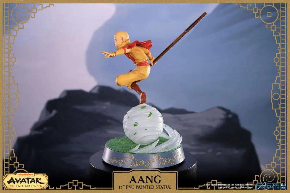 AVATAR THE LAST AIRBENDER AANG 11 PVC PAINTED Estatua