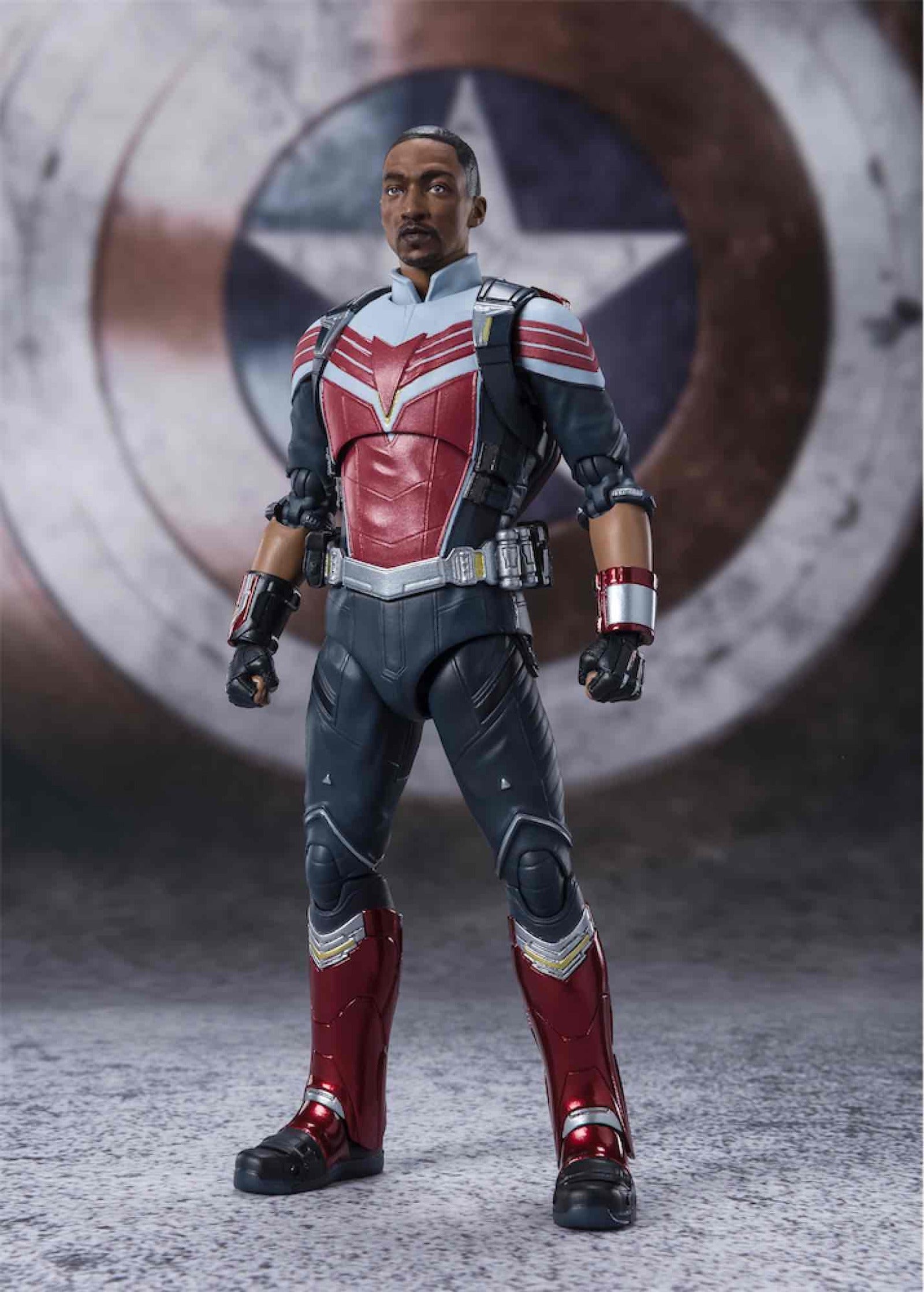 Figura tamashi nations falcon figura marvel the falcon and the winter soldier Frikytopia