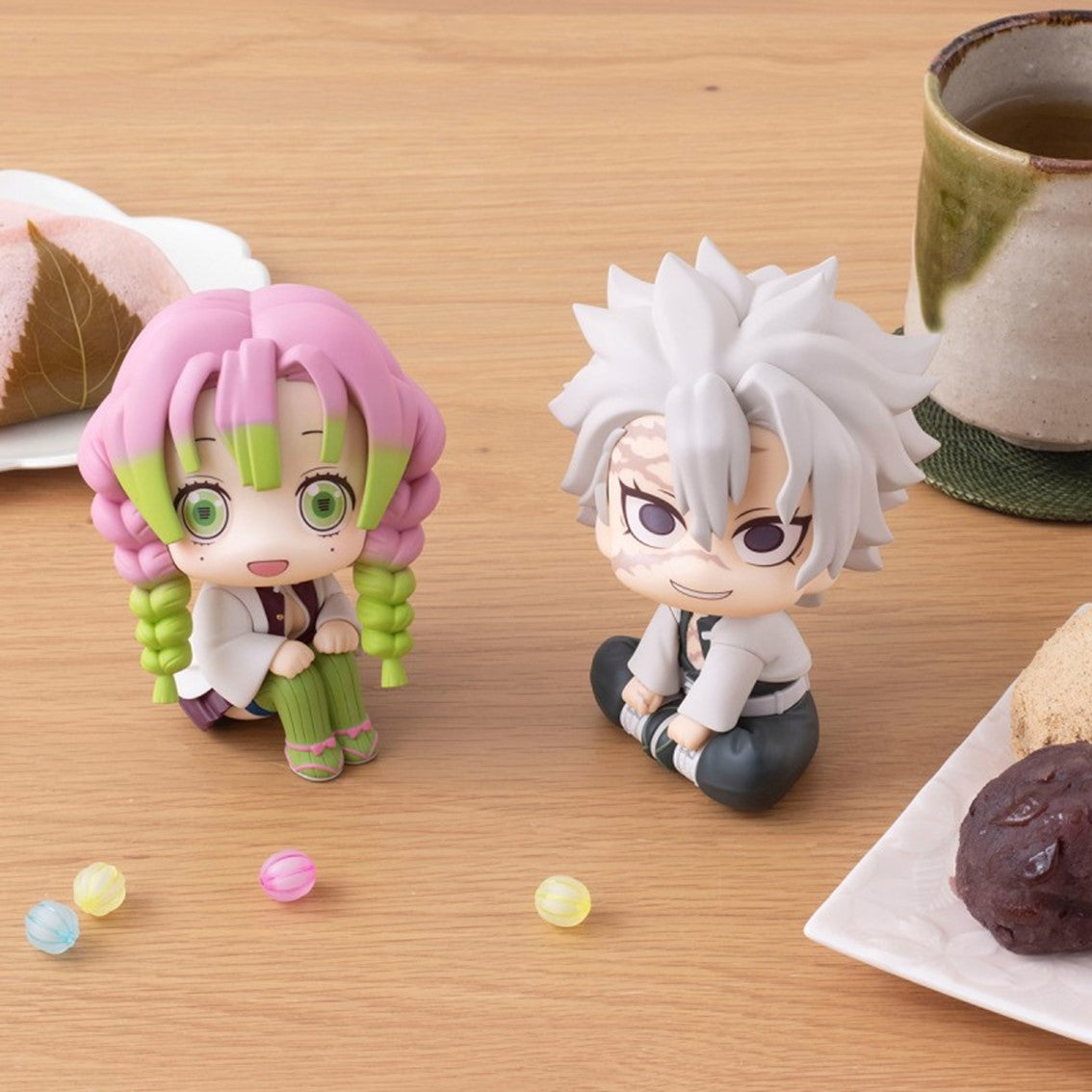 Figuras megahouse look up series kimetsu no yaiba demon slayer mitsuri iguro