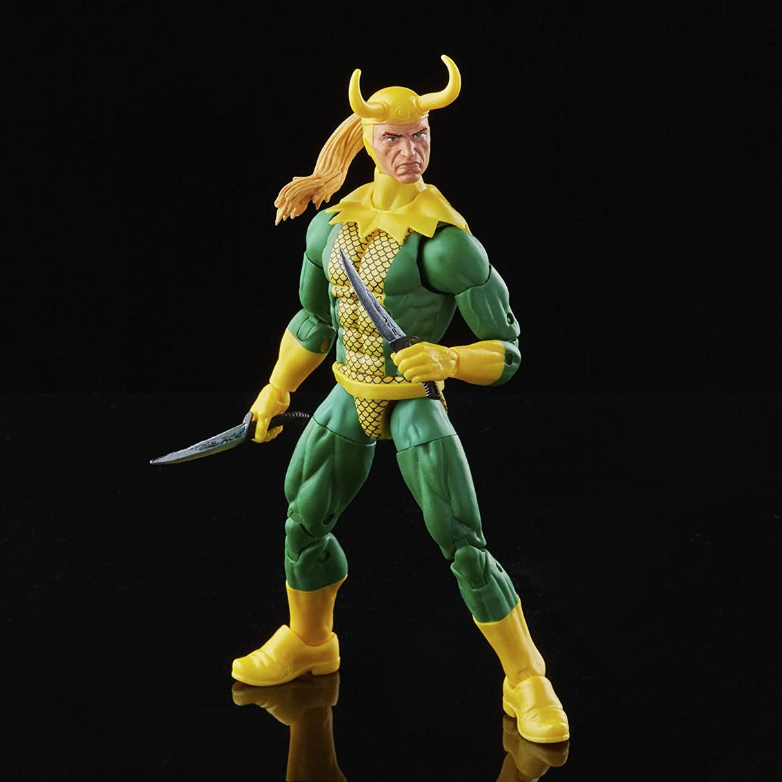 Figura hasbro marvel legends loki clasico