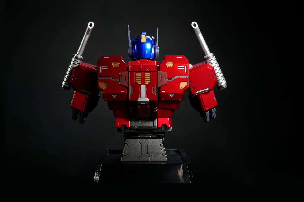 TRANSFORMERS Busto GENERATION OPTIMUS PRIME MECHANIC Busto