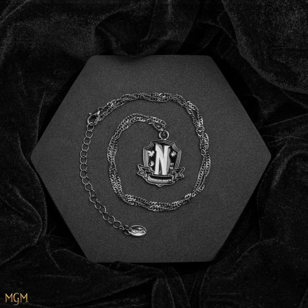 WEDNESDAY NEVERMORE ACADEMY LOCKET Collar