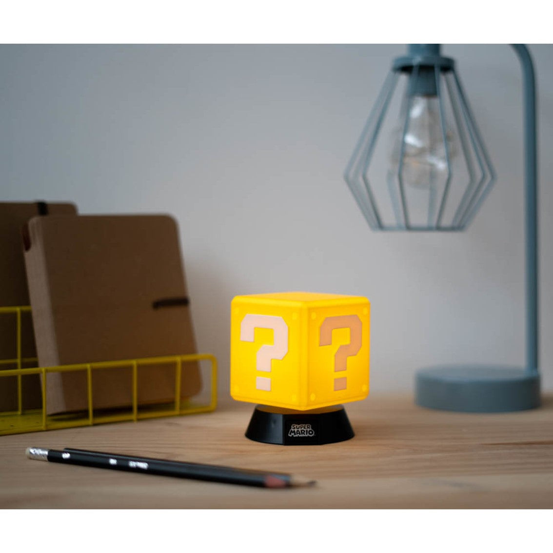 Lampara 3d Paladone Nintendo Super Mario Question Block