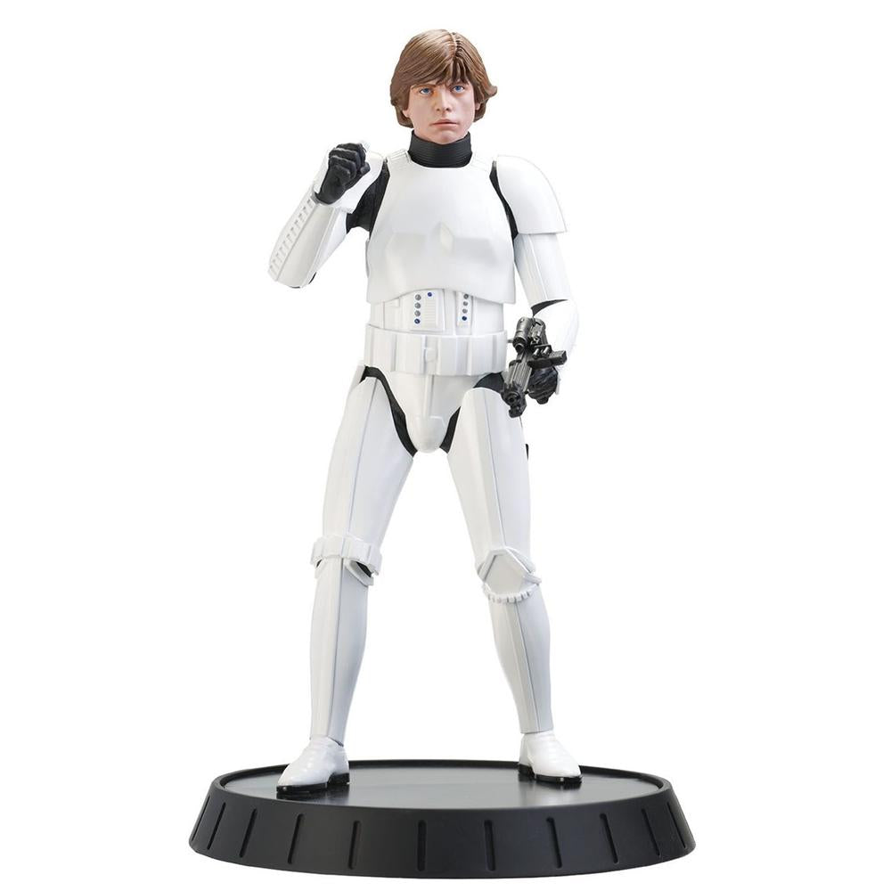 Figura diamond collection star wars: una nueva esperanza luke con traje de stormtrooper 30.5cm Frikytopia