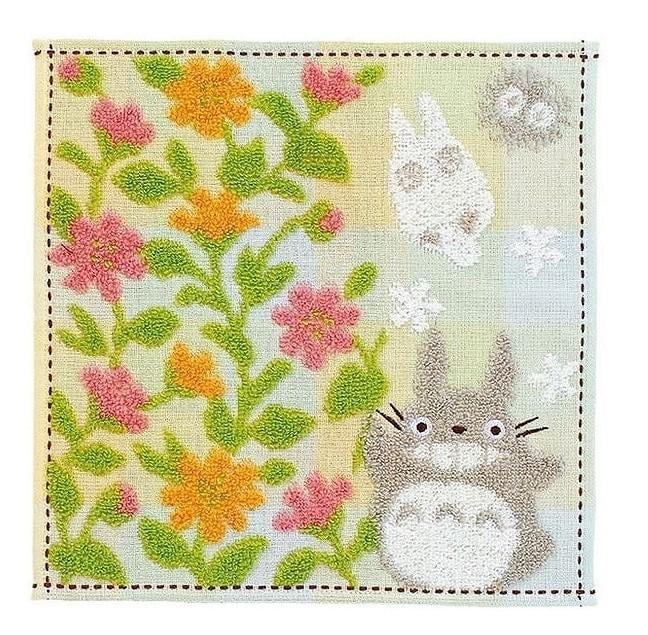 Mini toalla totoro gris jardin de flores 25x25 cm mi vecino totoro Frikytopia