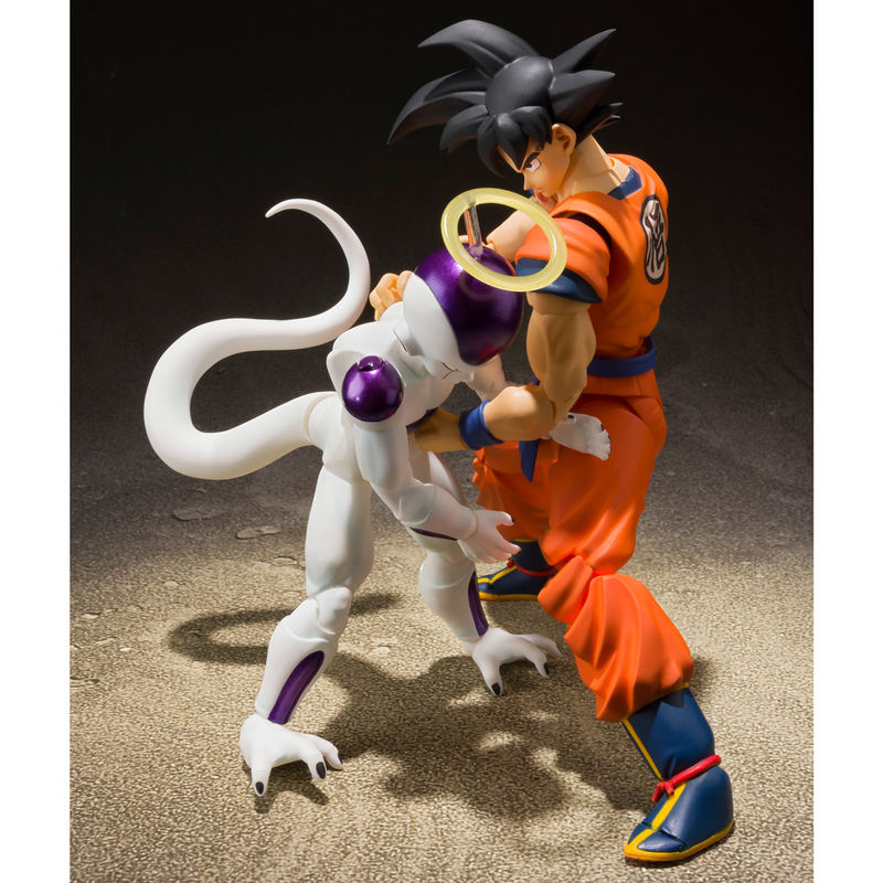 Figura S.H.Figuarts Dragon Ball Z Son Goku Saiyan Raised on Earth