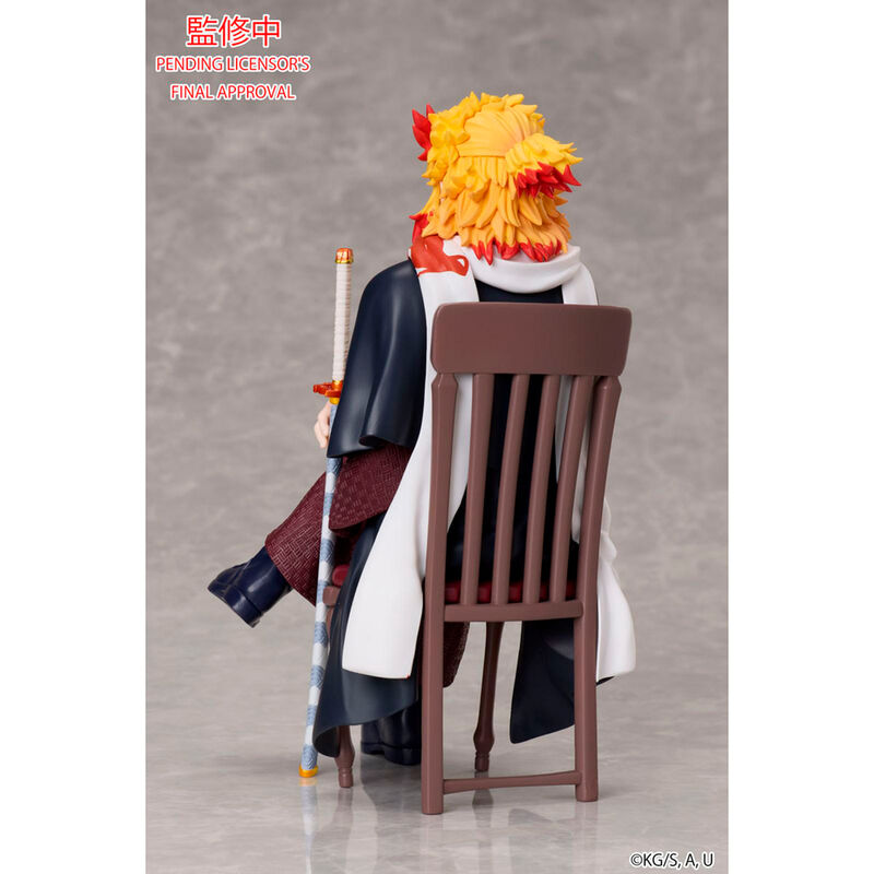 Demon Slayer: Kimetsu no Yaiba Estatua Kyojuro Rengoku 16 cm