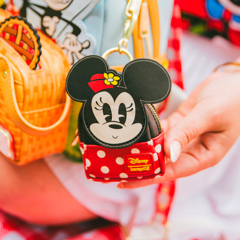 Mickey and Friends by Loungefly encantos del bolso Mystery Box Expositor (15)