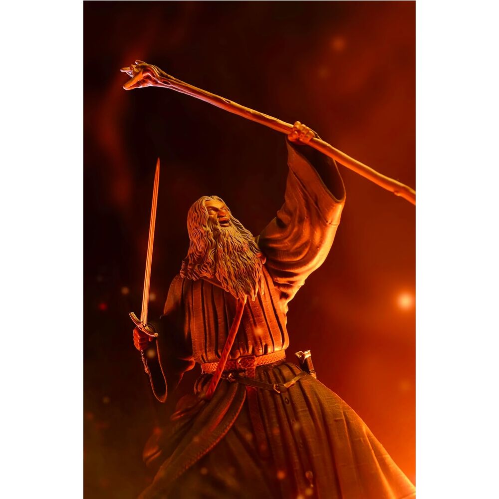 Figura el senor de los anillos gandalf en moria 18cm
