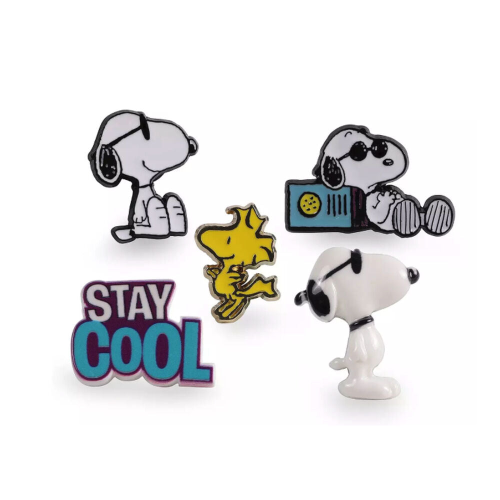 Set 5 pins Snoopy Peanuts