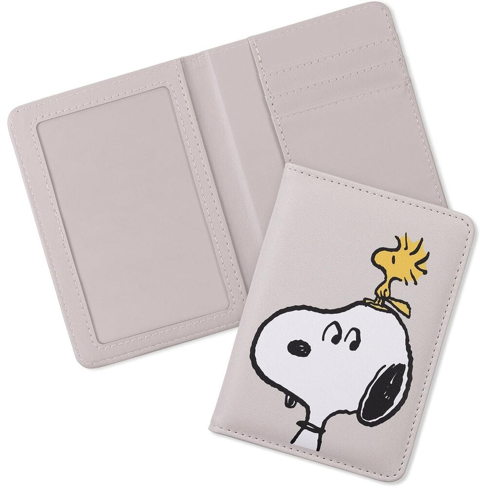 Portapasaportes Snoopy Peanuts Frikytopia