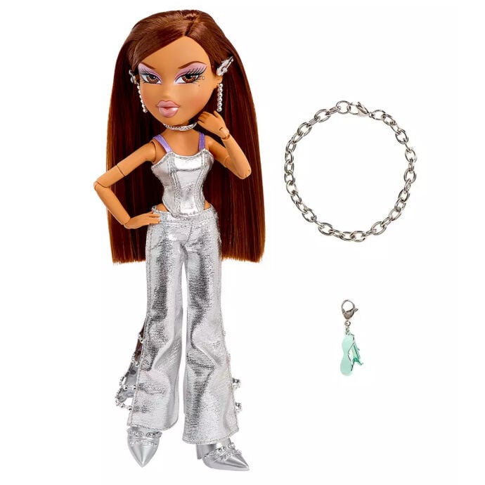 Muñeca Yasmin + Charmz Stylin Bratz