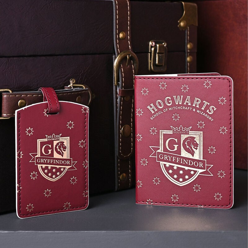 Portapasaportes + etiqueta equipaje Gryffindor Harry Potter