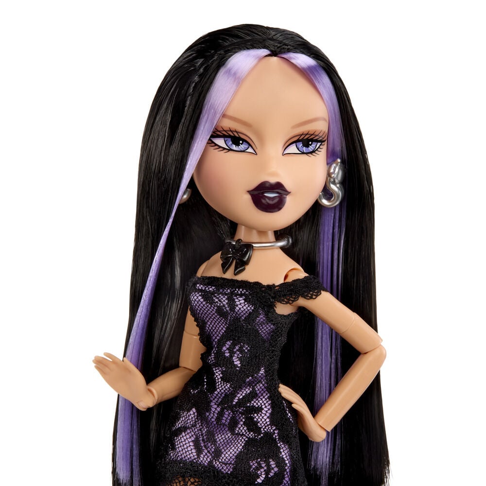 Muñeca Jade + Camiseta Birthday Stylin Bratz