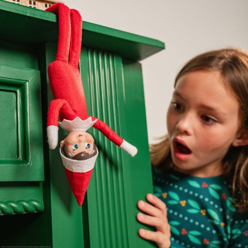 Set Cuento + Muñeca Elfa Niña articulada The Elf On the Shelf español
