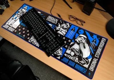 Original Stormtrooper Alfombrilla de escritorio Join Our Ranks