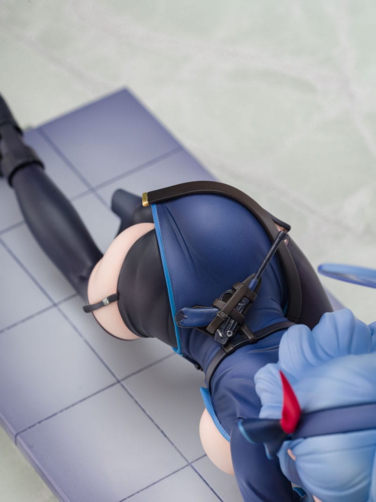 Blue Archive Estatua PVC 1/7 Ako Memorial Lobby Ver. 23 cm
