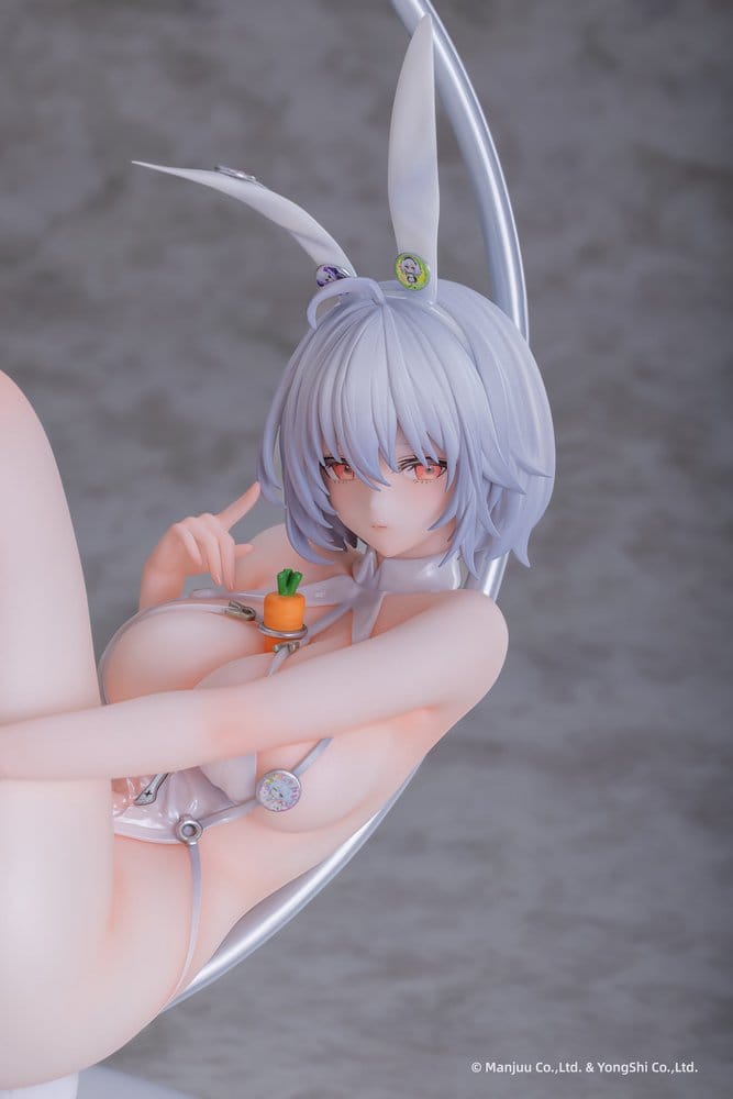 Azur Lane Figura PVC 1/6 Sirius Rabbit of Paradise Ver. 27 cm