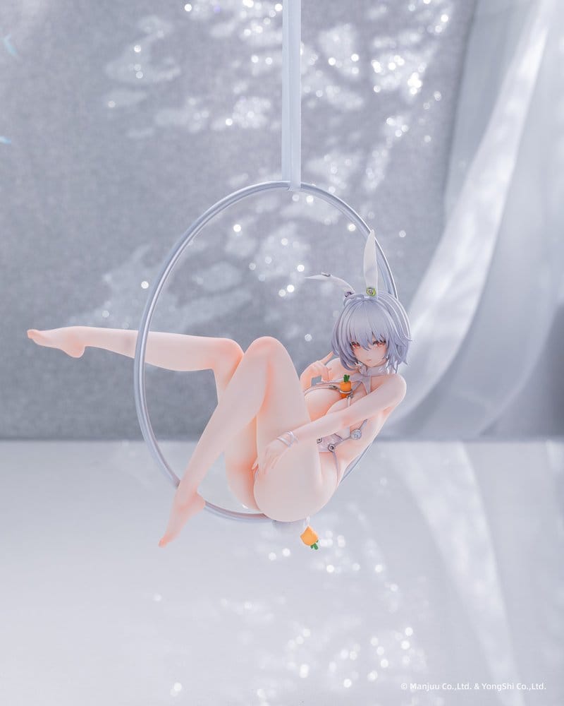 Azur Lane Figura PVC 1/6 Sirius Rabbit of Paradise Ver. 27 cm