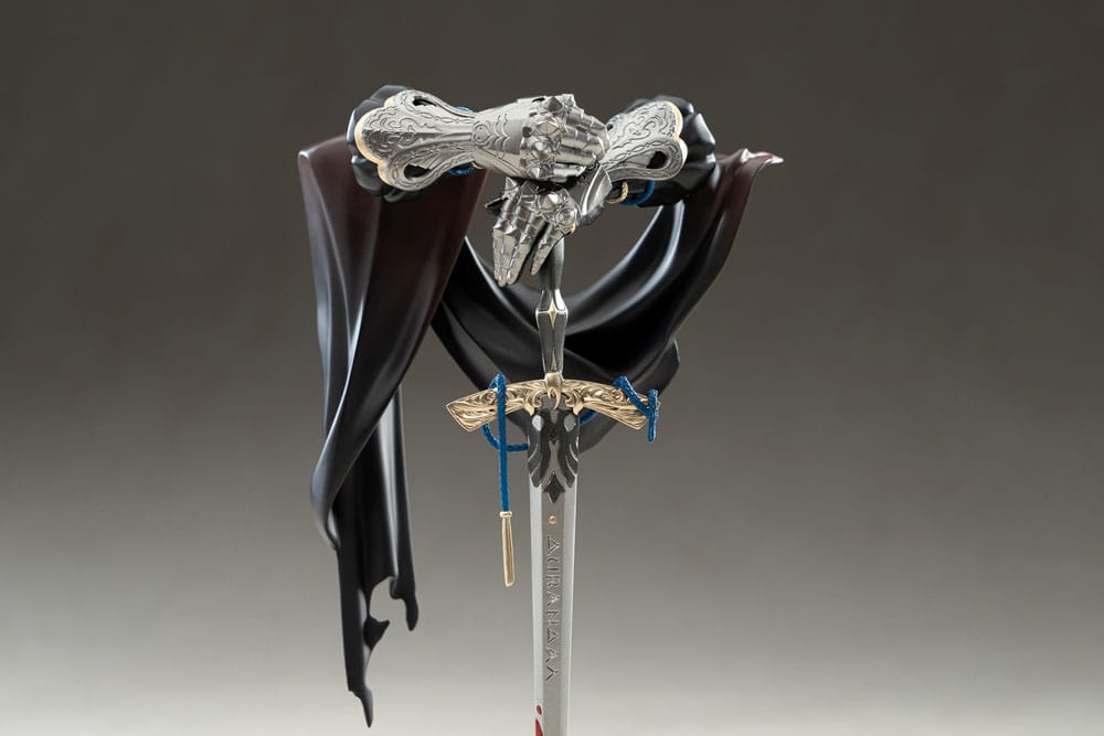 Reverse: 1999 Estatua PVC Limepie Series Knight 17 cm