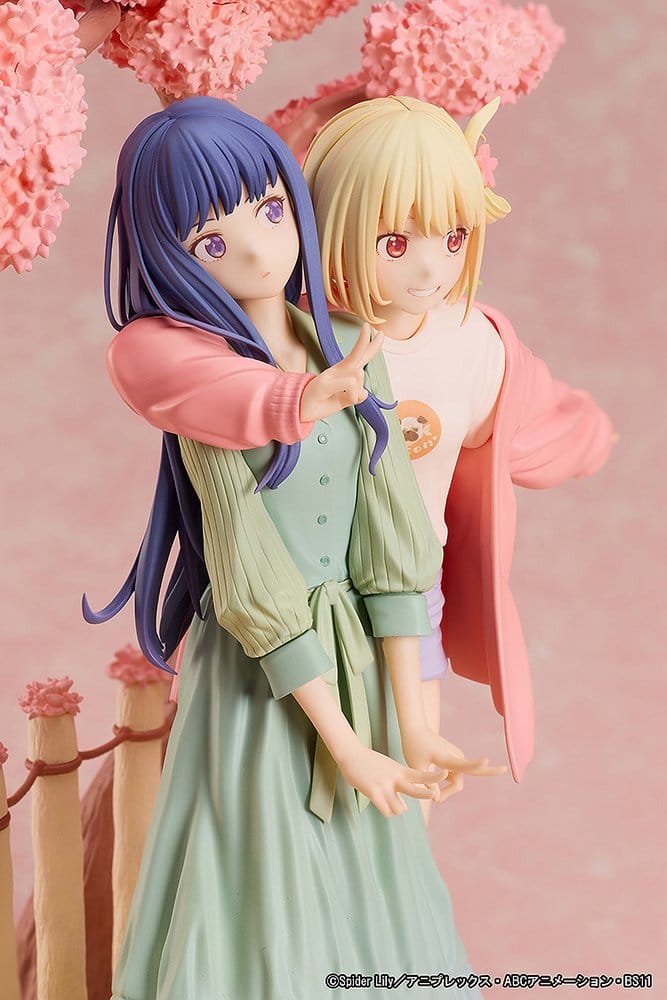 Lycoris Recoil Pack de 2 Figuras PVC Chisato Nishikigi & Takina Inoue Spring Ver. 25 cm