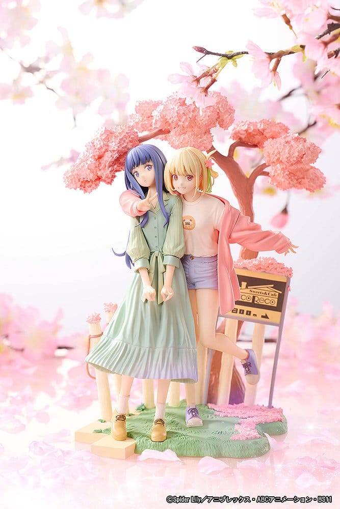 Lycoris Recoil Pack de 2 Figuras PVC Chisato Nishikigi & Takina Inoue Spring Ver. 25 cm