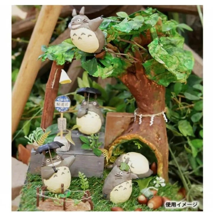 Mi vecino Totoro Figura Mini Misteriosa Totoro Series 1 Cajas Sorpresas Expositor (6) Frikytopia