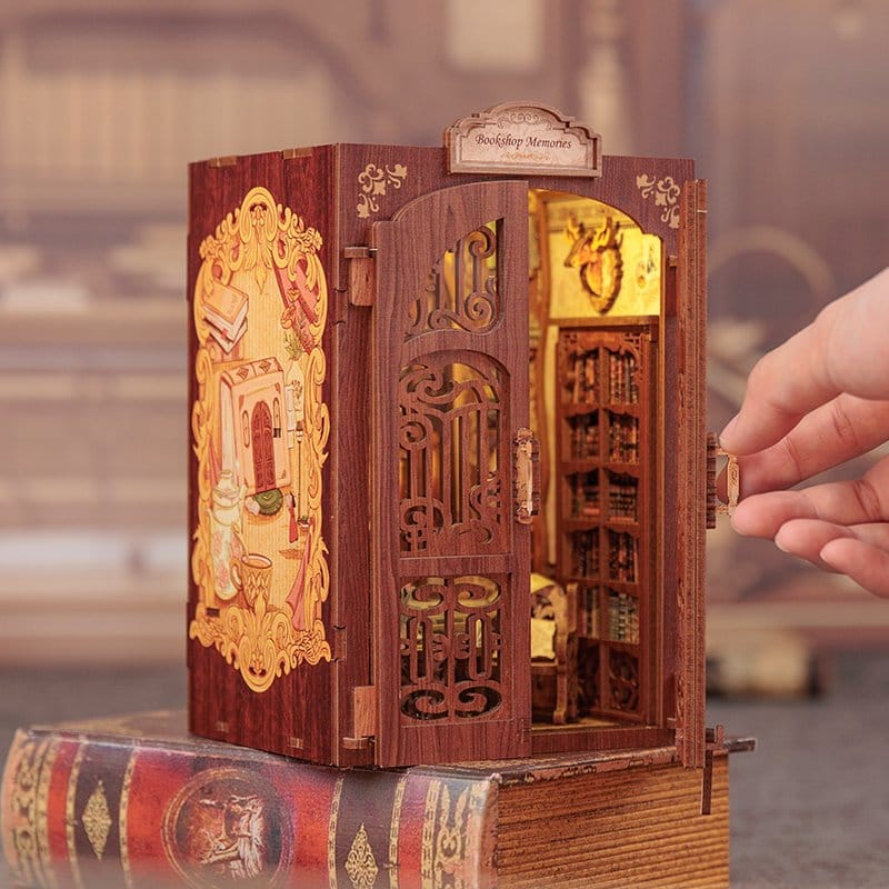 Maqueta Book Nook Bookshop Memories 17 x 10 cm