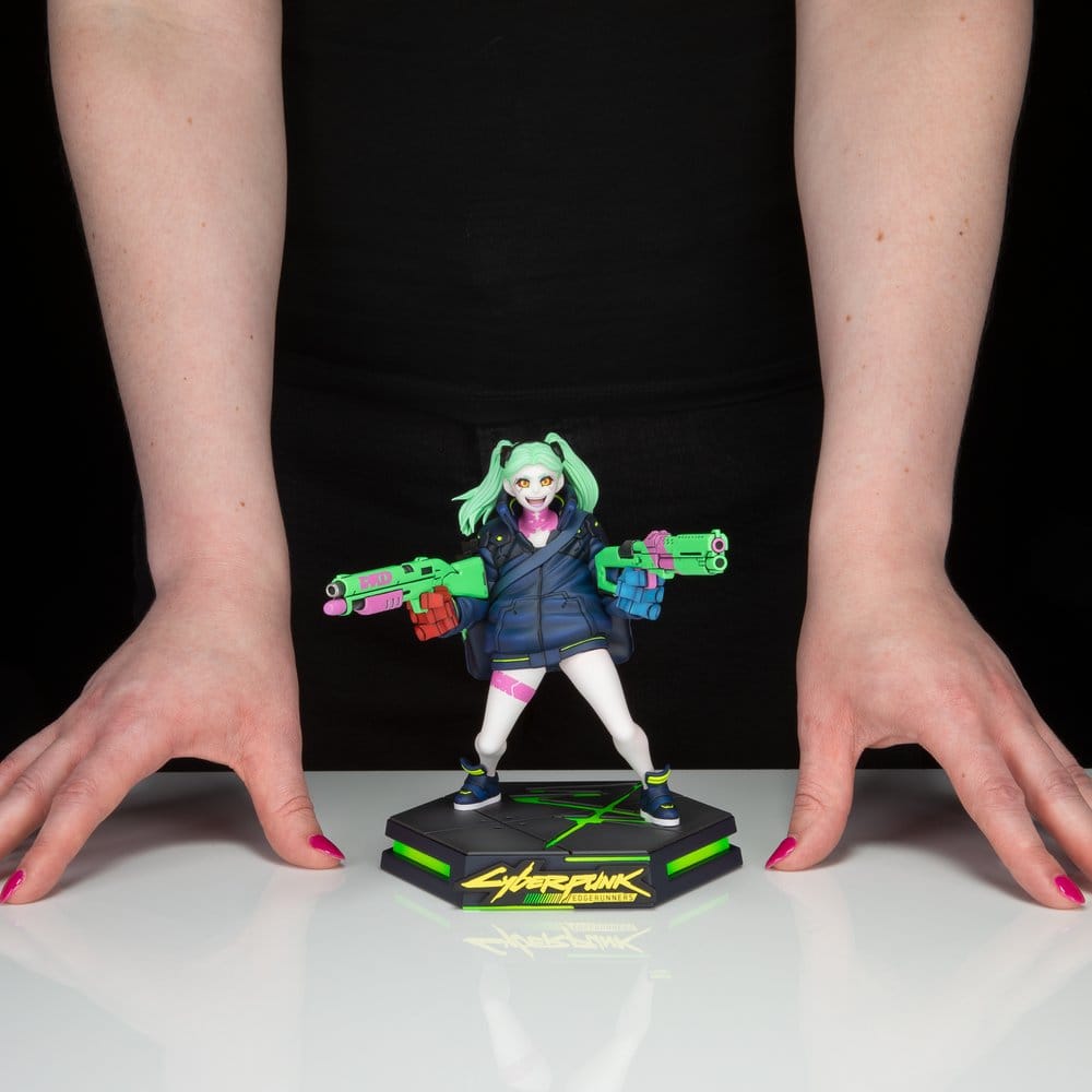 Cyberpunk Edgerunners Figura PVC Rebecca 15 cm