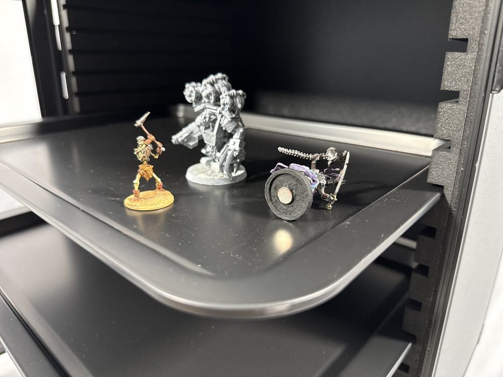 Evoretro Vitrina y Maletín de Transporte para Figuras y Modelos Coleccionables 45 x 37 cm