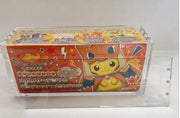 Evoretro Display de Acrílico Magnético para Pokémon Center Japanese Special Poncho Pikachu Box