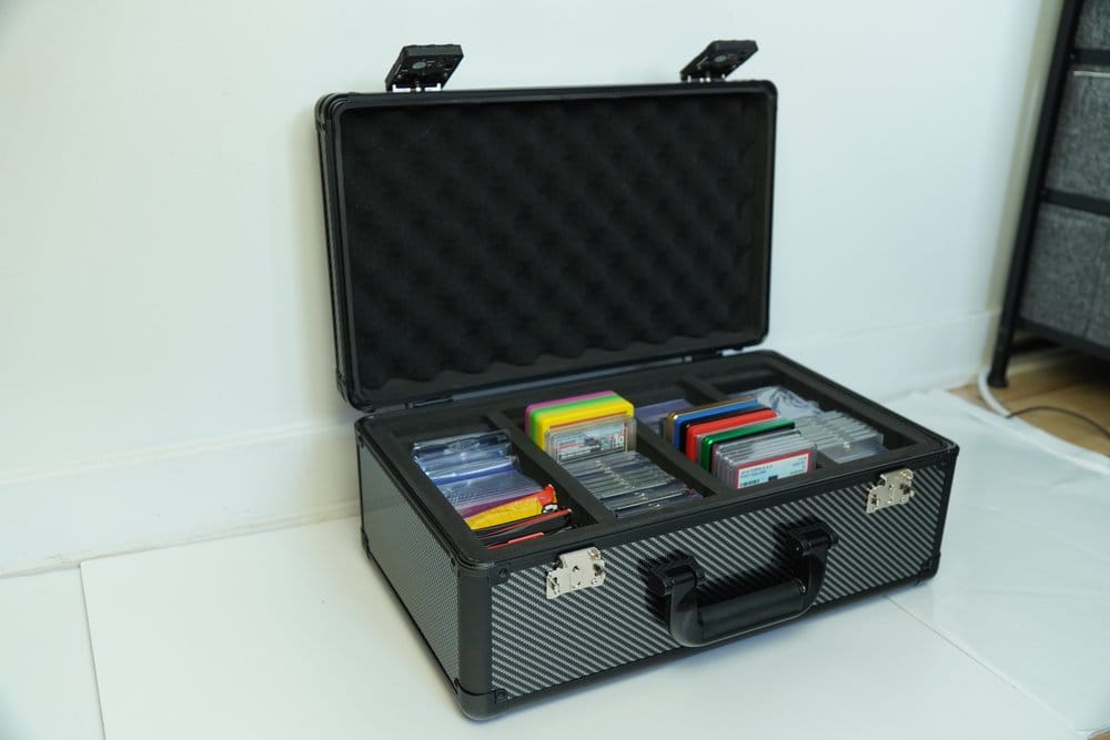 Evoretro Maleta TCG para 120 Tarjetas XL Gris