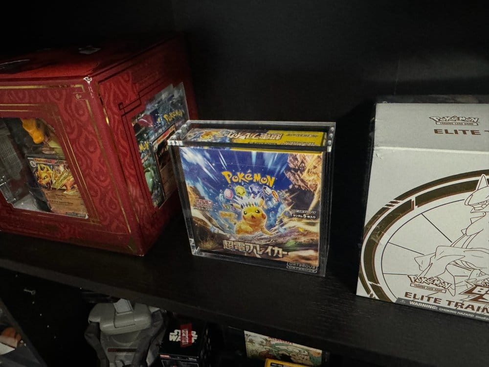 Evoretro Display de Acrílico para Pokémon Caja de Booster Grande Japonesa