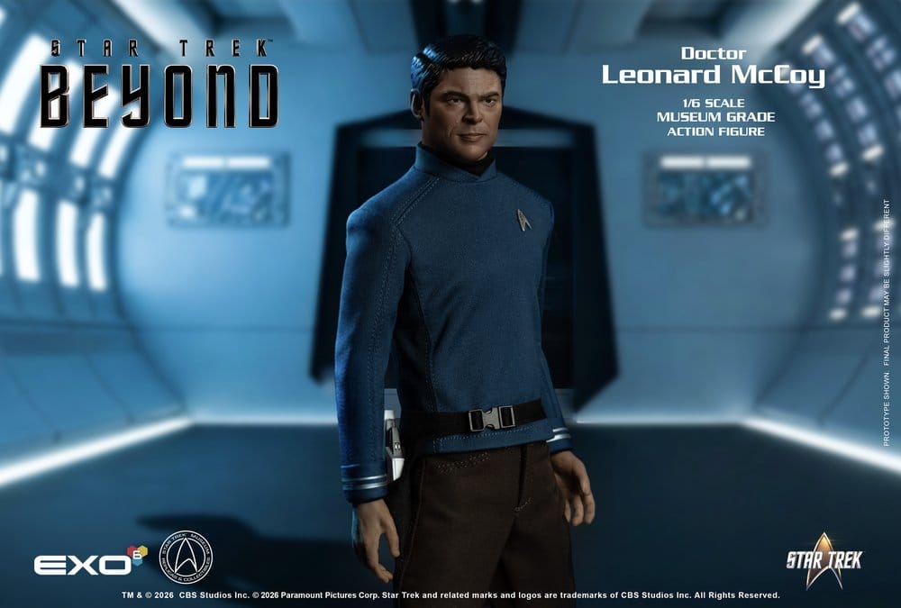 Star Trek: Más allá Figura 1/6 Dr. 'Bones' McCoy 30 cm