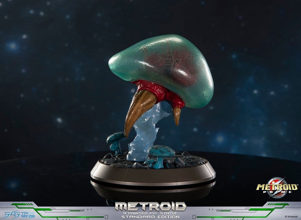 Metroid Prime Figura PVC Metroid (Standard) (Glow in the Dark) 21 cm