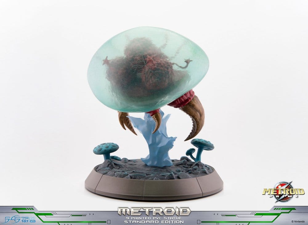 Metroid Prime Figura PVC Metroid (Standard) (Glow in the Dark) 21 cm